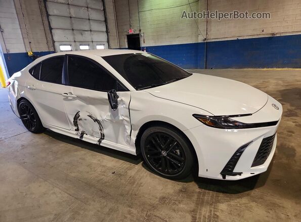 4T1DAACK9TU749082 2026 TOYOTA CAMRY White Front right