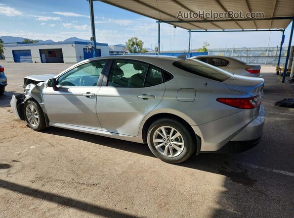 4T1DAACKXSU070484 2025 TOYOTA CAMRY Silver Tył lewy