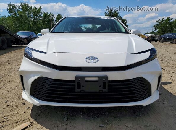 4T1DAACKXSU100695 2025 TOYOTA CAMRY White Vista frontal