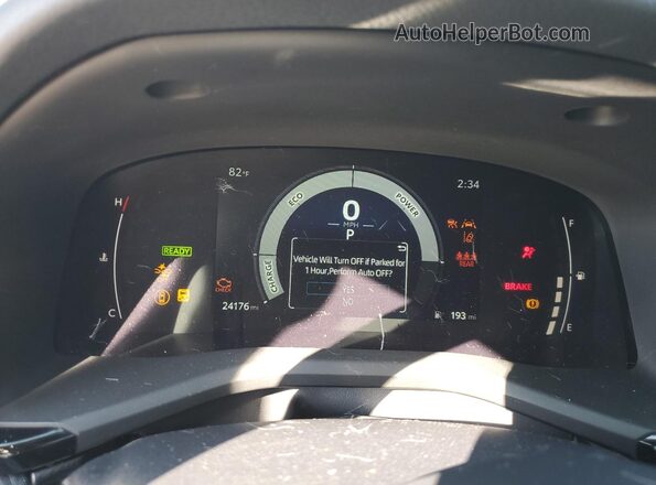 4T1DAACKXSU528525 2025 TOYOTA CAMRY Gray ხელსაწყოთა პანელის ხედი