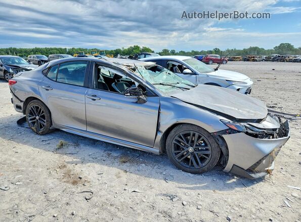 4T1DAACKXSU564117 2025 TOYOTA CAMRY Gray Przód prawy