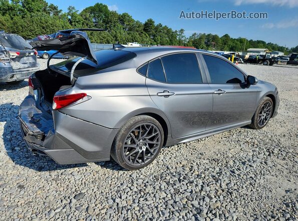 4T1DAACKXSU588255 2025 TOYOTA CAMRY Silver Trasero derecho