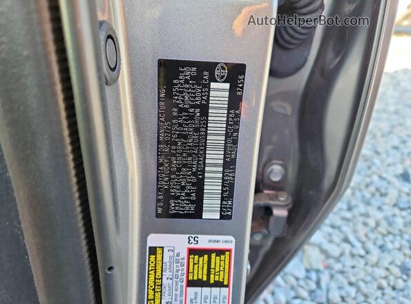 4T1DAACKXSU588255 2025 TOYOTA CAMRY Silver Vista del compartimento del motor
