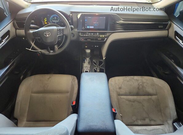 4T1DAACKXSU601392 2025 TOYOTA CAMRY Black Dashboard view