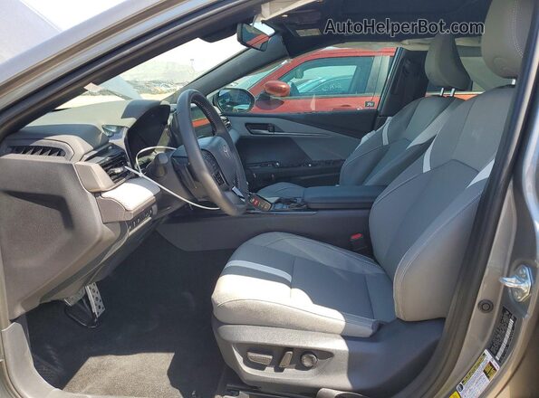 4T1DAACKXTU274350 2026 TOYOTA CAMRY Gray Вид салону спереду