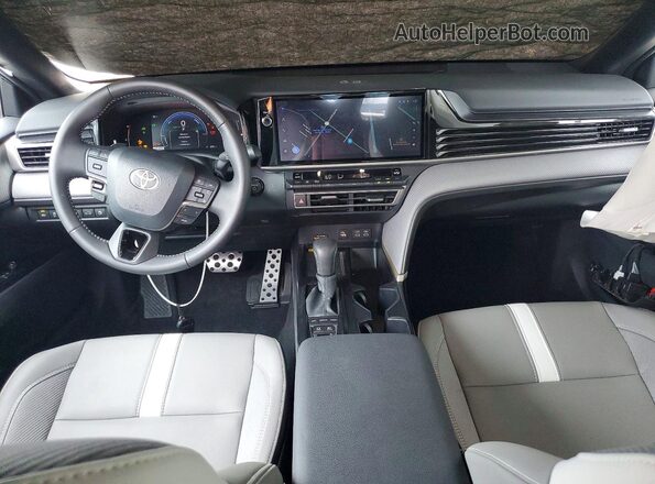 4T1DAACKXTU274350 2026 TOYOTA CAMRY Gray Вид панелі приладів