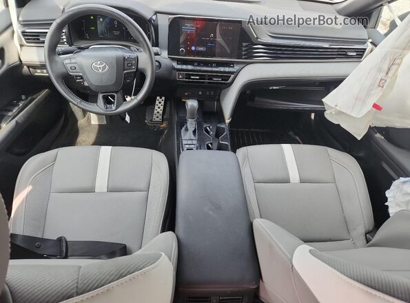 4T1DAACKXTU657852 2026 TOYOTA CAMRY Silver Vista del salpicadero