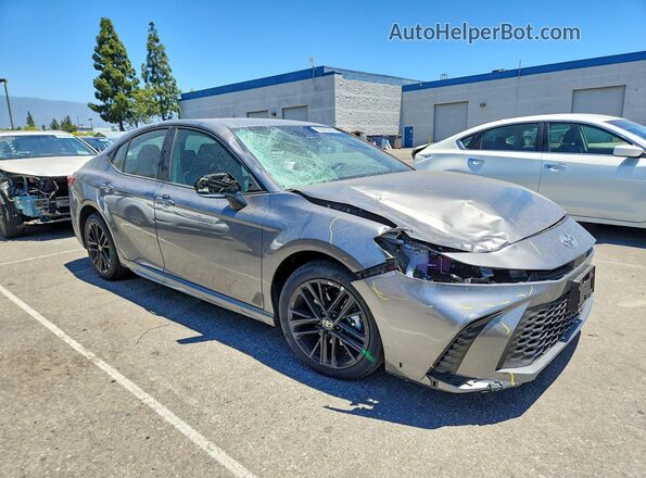 4T1DAACKXTU683044 2026 TOYOTA CAMRY Silver წინა მარჯვენა
