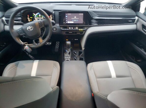 4T1DAACKXTU693704 2026 TOYOTA CAMRY White Առջևի վահանակի տեսք