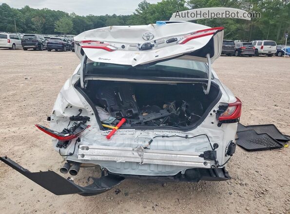 4T1DAACKXTU693704 2026 TOYOTA CAMRY White Հետևի տեսք
