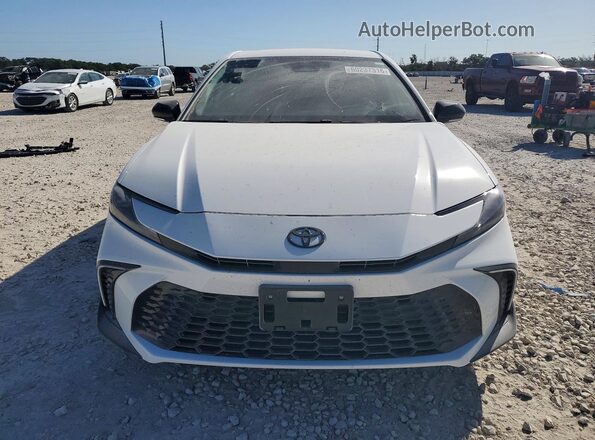 4T1DAACKXTU705186 2026 TOYOTA CAMRY White Vista frontal
