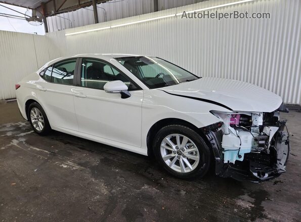 4T1DAACKXTU711425 2026 TOYOTA CAMRY White 