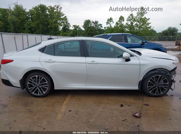 4T1DBADK2SU003843 2025 TOYOTA CAMRY White Панорамний вид салону 360°