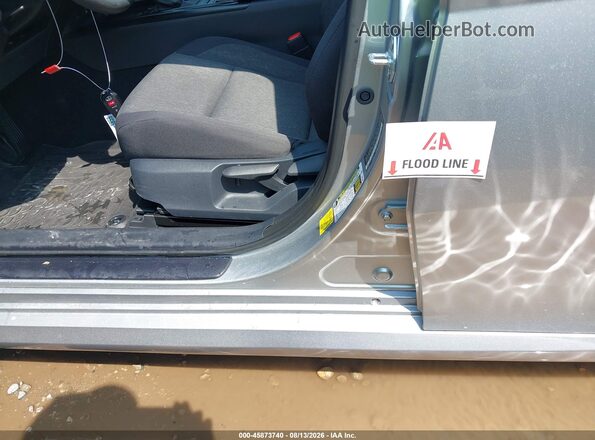 4T1DBADK2SU501539 2025 TOYOTA CAMRY Silver Դիմացի տեսք