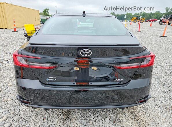 4T1DBADK2SU512394 2025 TOYOTA CAMRY Черный Вид сзади