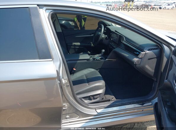 4T1DBADK2SU520270 2025 TOYOTA CAMRY Gray Front interior view