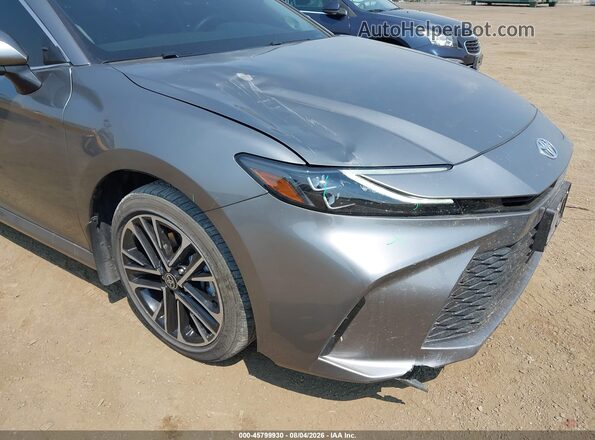 4T1DBADK2SU520270 2025 TOYOTA CAMRY Gray Front view