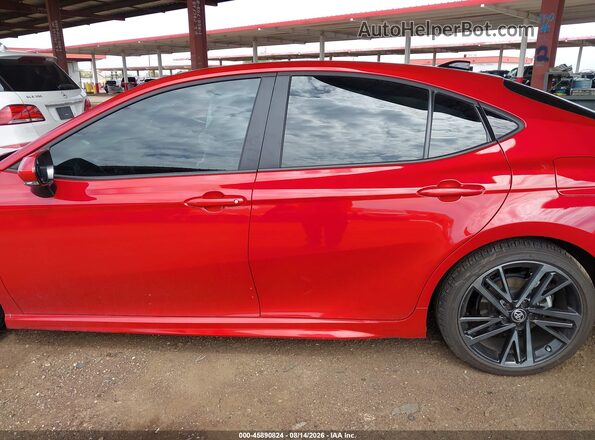 4T1DBADK4TU039583 2026 TOYOTA CAMRY Красный Панорамный вид салона 360°