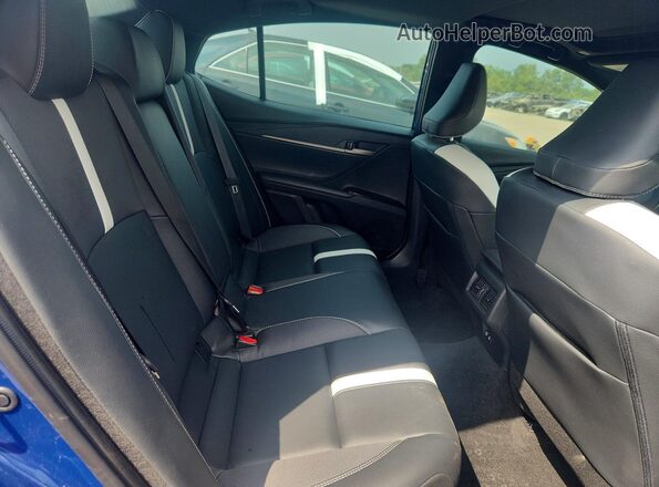 4T1DBADK4TU049983 2026 TOYOTA CAMRY Blue Rear seats view