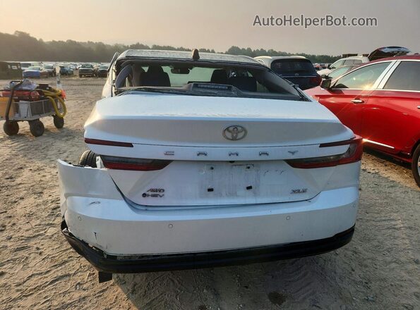 4T1DBADK4TU547956 2026 TOYOTA CAMRY White Widok z tyłu