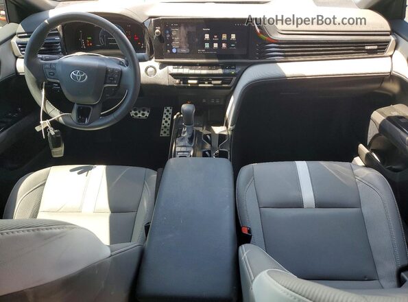 4T1DBADK6SU524077 2025 TOYOTA CAMRY Gray Առջևի վահանակի տեսք