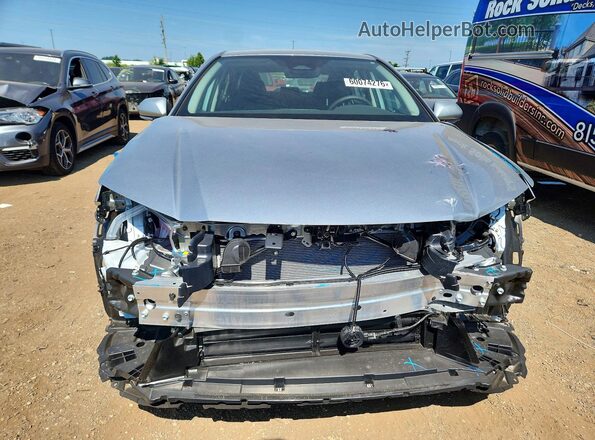 4T1DBADK6TU560076 2026 TOYOTA CAMRY Silver წინა ხედი
