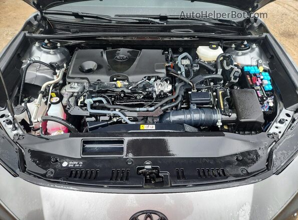 4T1DBADK8SU503084 2025 TOYOTA CAMRY Silver Widok wnętrza z tyłu
