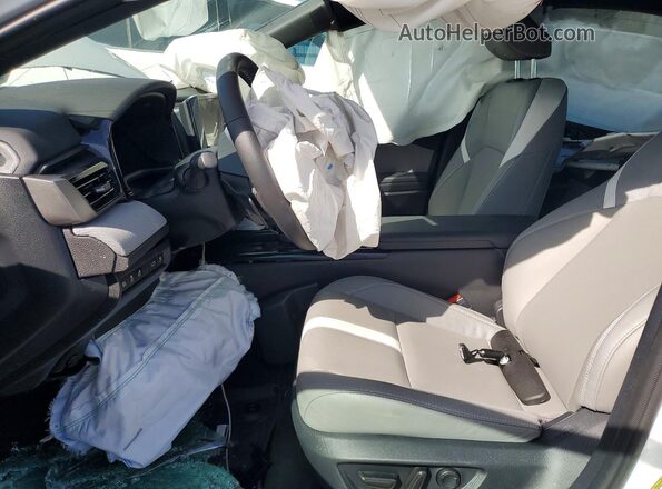 4T1DBADK8TU046424 2026 TOYOTA CAMRY White Vista interior delantera