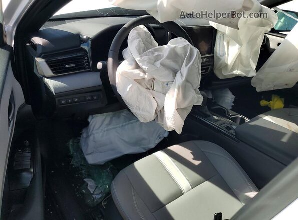 4T1DBADK8TU046424 2026 TOYOTA CAMRY White Vista del salpicadero