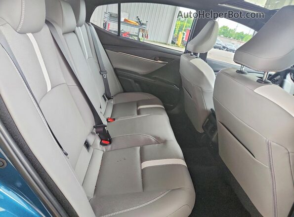 4T1DBADK9SU029601 2025 TOYOTA CAMRY Teal Widok tylnych siedzeń