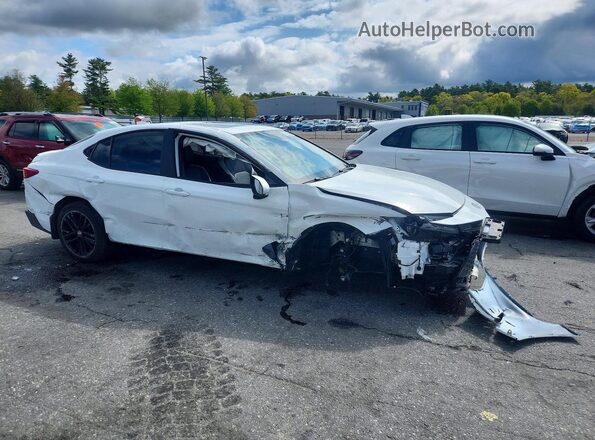 4T1DBADKXSU531033 2025 TOYOTA CAMRY White Передня права чверть