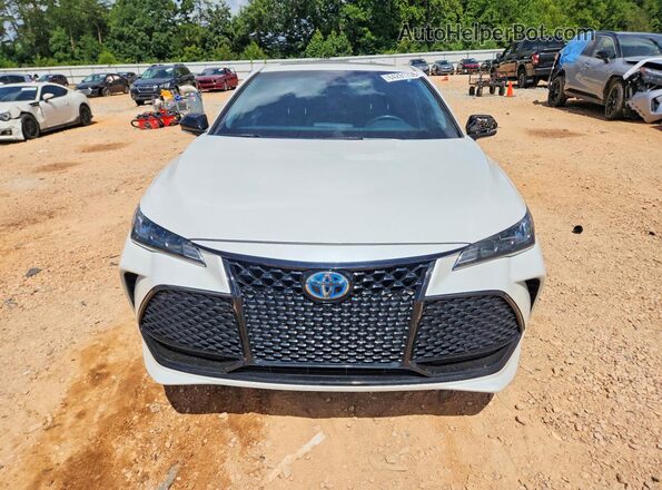 4T1EA1AB5MU003155 2021 TOYOTA AVALON White წინა ხედი