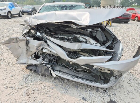 4T1F11AK4LU905038 2020 TOYOTA CAMRY Серебряный Вид спереди