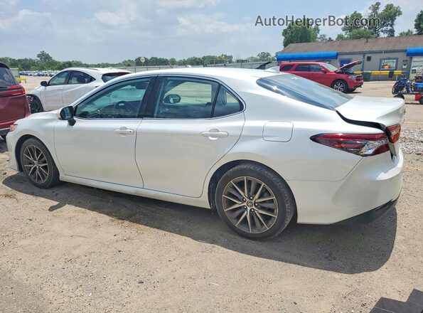 4T1F11AKXMU611564 2021 TOYOTA CAMRY White უკანა მარცხენა