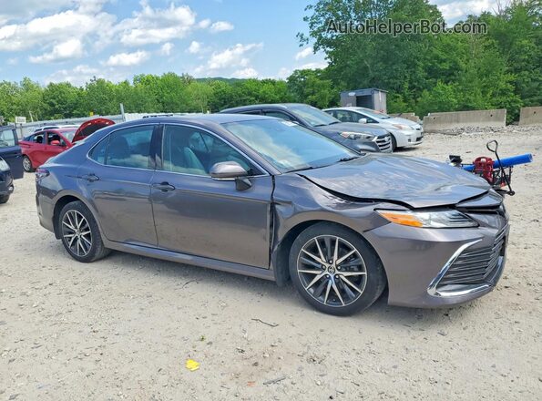 4T1F11BK0RU128087 2024 TOYOTA CAMRY Gray წინა მარჯვენა