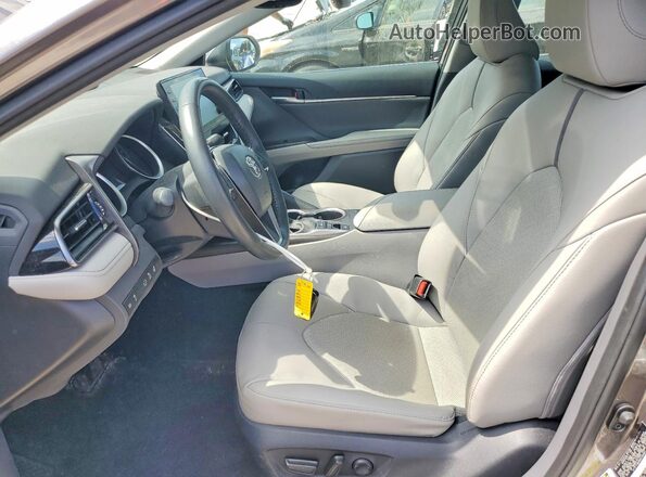 4T1F11BK0RU128087 2024 TOYOTA CAMRY Gray წინა სალონის ხედი