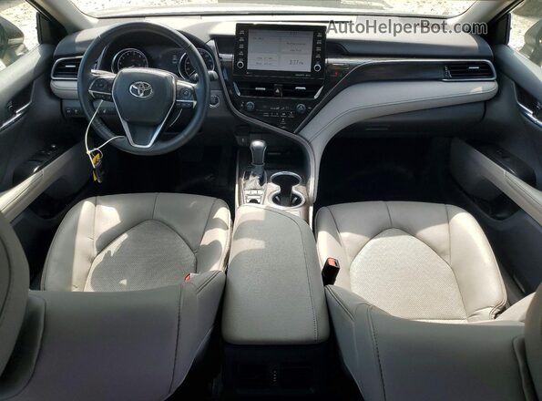 4T1F11BK0RU128087 2024 TOYOTA CAMRY Gray წინა პანელის ხედი