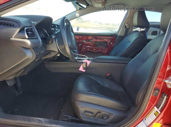 4T1F11BK9LU015486 2020 TOYOTA CAMRY Red Front interior view