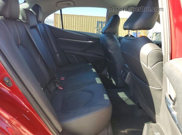4T1F11BK9LU015486 2020 TOYOTA CAMRY Red Rear seats view