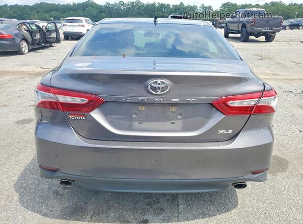 4T1FZ1AK8LU044200 2020 TOYOTA CAMRY Серый Вид сзади