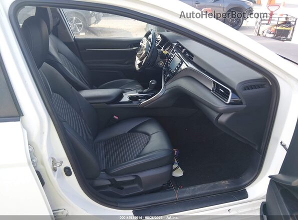 4T1G11AK0LU393606 2020 TOYOTA CAMRY White Вид салону спереду
