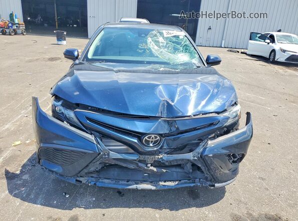 4T1G11AK1MU581455 2021 TOYOTA CAMRY Blue Դիմացի տեսք