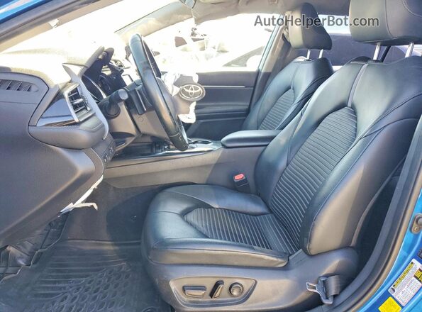 4T1G11AK2LU301282 2020 TOYOTA CAMRY Blue წინა სალონის ხედი