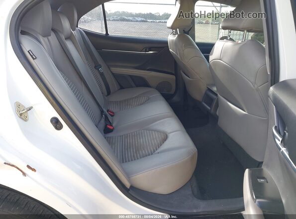 4T1G11AK3LU912065 2020 TOYOTA CAMRY White VIN კოდის სტიკერის ხედი