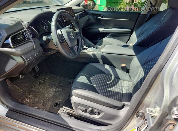 4T1G11AK4MU514641 2021 TOYOTA CAMRY Gray Vista interior delantera