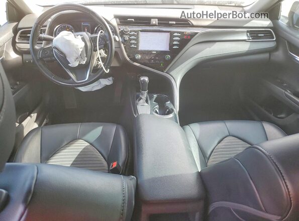 4T1G11AK6LU328811 2020 TOYOTA CAMRY Black Dashboard view