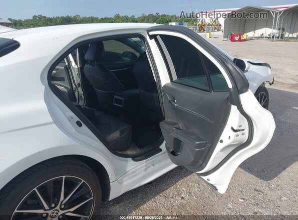 4T1G11AK6MU531375 2021 TOYOTA CAMRY White Вид наклейки з VIN-кодом
