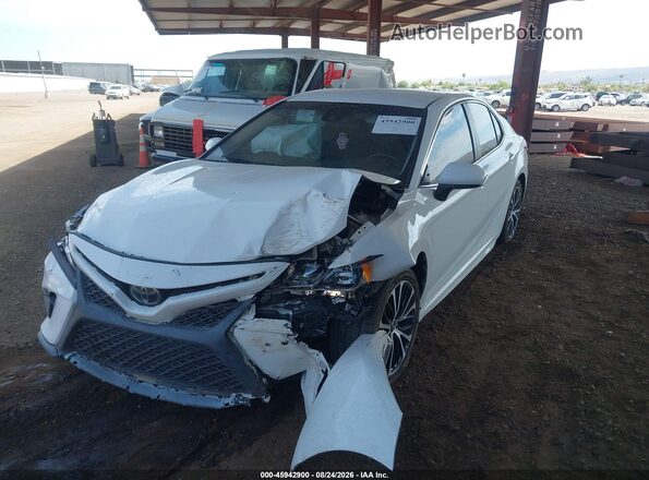 4T1G11AK7LU302427 2020 TOYOTA CAMRY Белый Передняя левая четверть