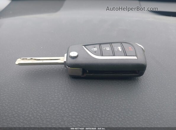 4T1G11AK7LU904258 2020 TOYOTA CAMRY Silver Widok deski rozdzielczej