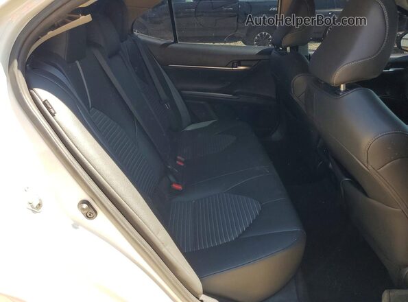 4T1G11AK7PU169223 2023 TOYOTA CAMRY White Vista de los asientos traseros